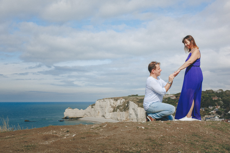 Séance Fiançailles à Etretat normandie