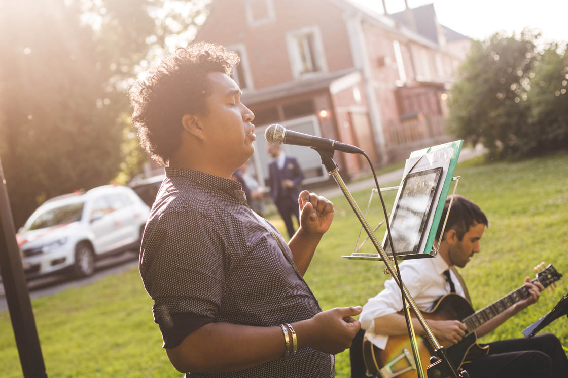 chanteur vin d'honneur