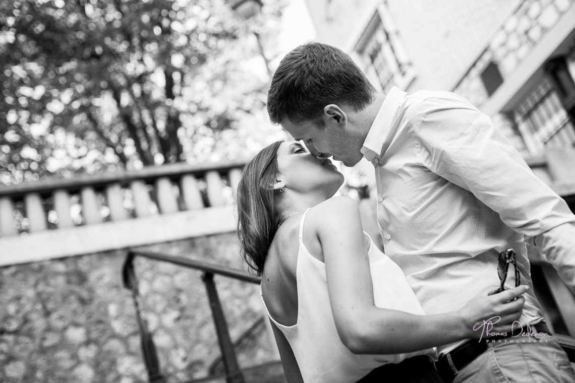 Escaliers Montmartre, amoureux engagement photo