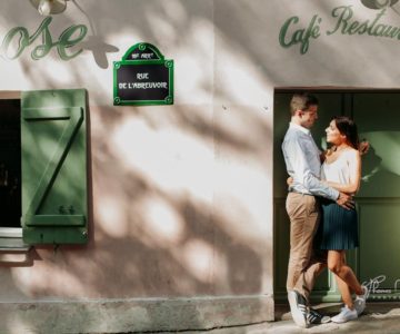 Seance Engagement à Paris, Quartier Montmartre | Photographe de Mariage