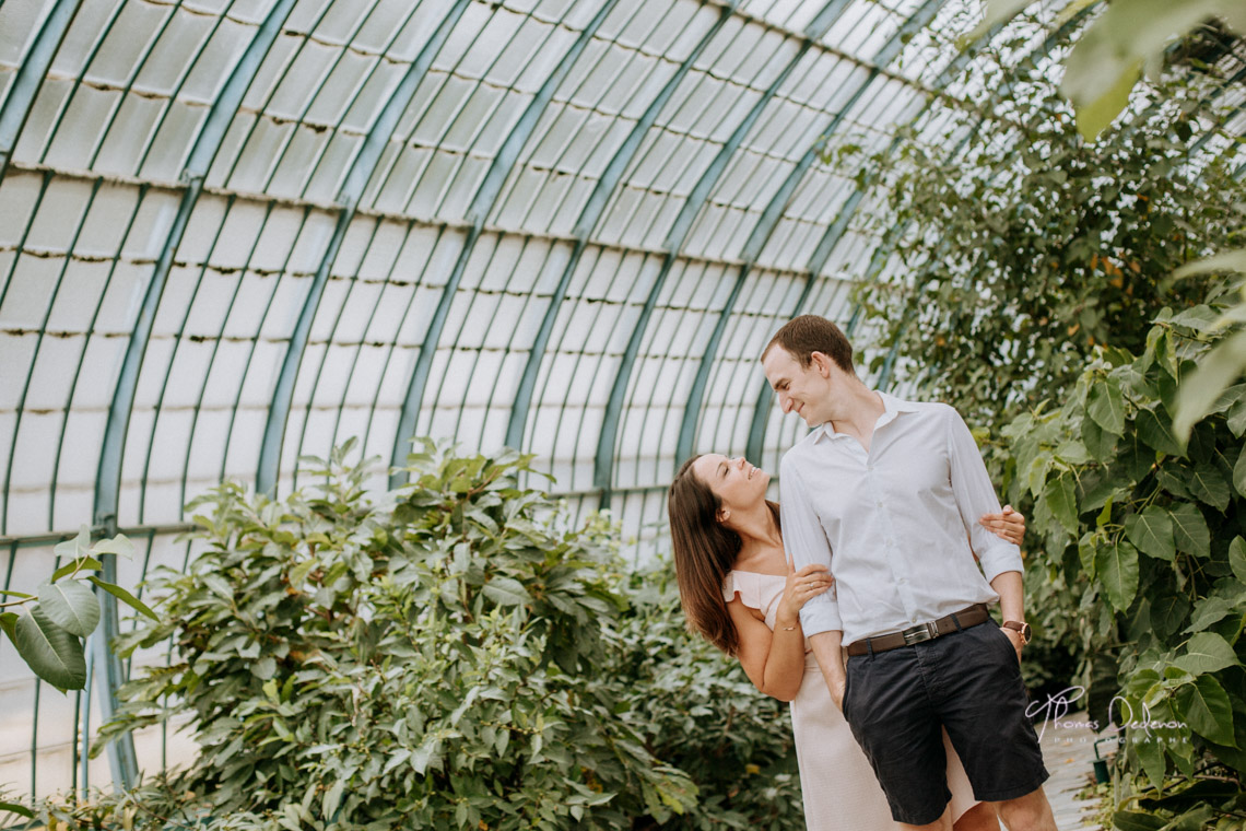 Photo de couple dans les serres d'auteuil